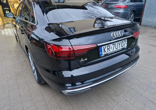 Audi A4 cena 147000 przebieg: 55000, rok produkcji 2020 z Pieniężno małe 232